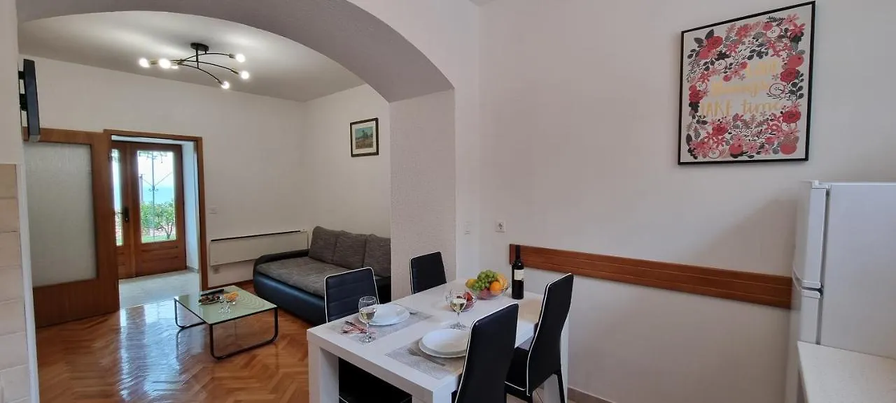 Apartments Anamarija Opatija 0*,  Croatia